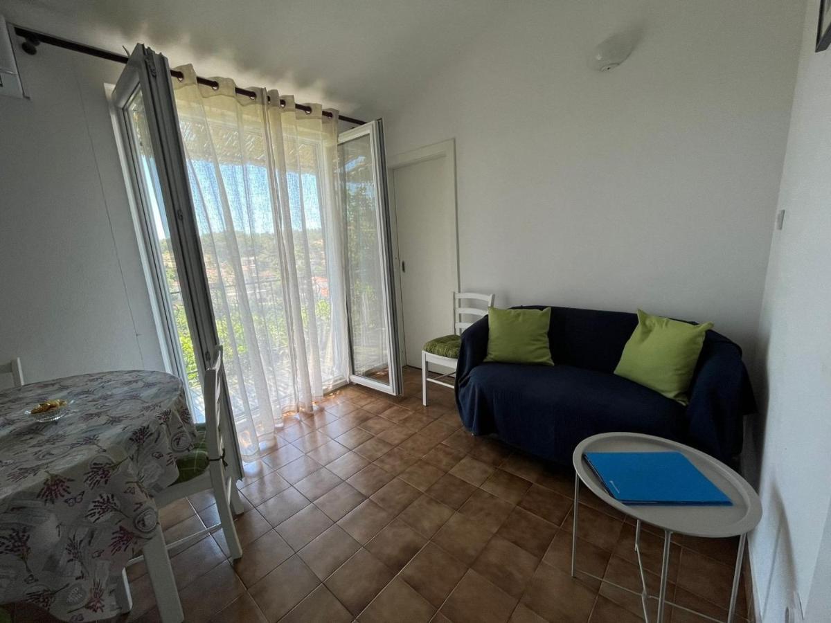 Apartment Zeljko มาสลีนิตซา ภายนอก รูปภาพ