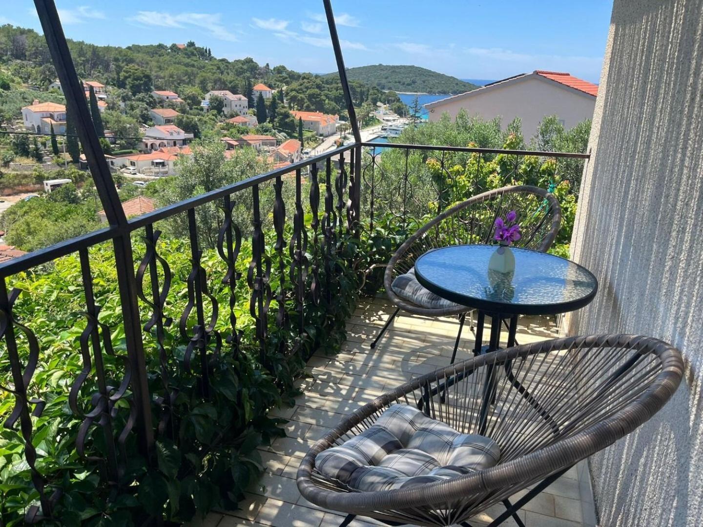 Apartment Zeljko มาสลีนิตซา ภายนอก รูปภาพ